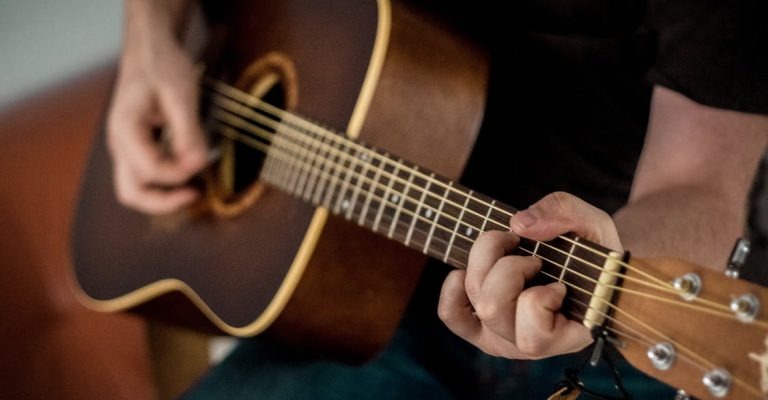 Gitara Martin – jaki sklep wybrać?